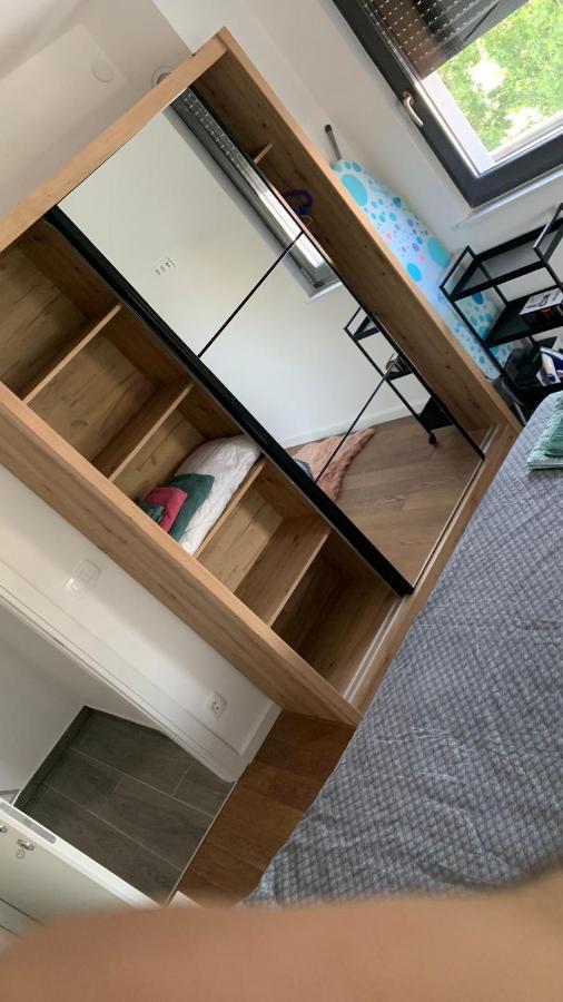 Apartma Penthause Stanto, Novogradnja, Blizina Maksimira *